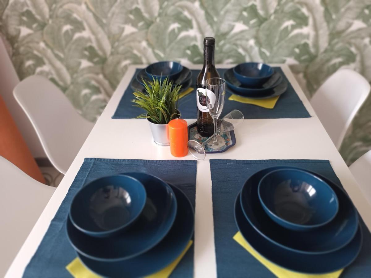 Apartamento Soleado Los Abrigos Bagian luar foto